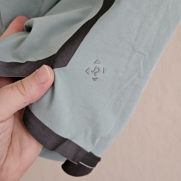 Lululemon Men's Surge Lined Shorts 6" Inseam Running Athletic, sz S - Picture 10 of 13